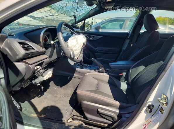 4S3GKAM64H3614928 2017 SUBARU IMPREZA Белый Вид салона спереди