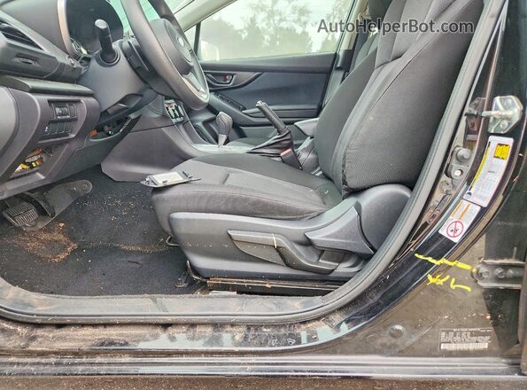 4S3GTAB64J3701332 2018 SUBARU IMPREZA Black ძრავის განყოფილების ხედი