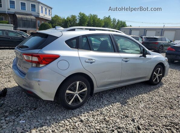 4S3GTAD6XK3703598 2019 SUBARU IMPREZA Silver Rear right