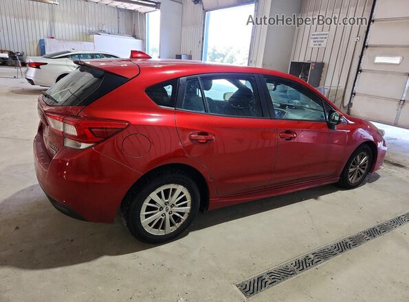 4S3GTAM68H3725284 2017 SUBARU IMPREZA Red Задня права чверть