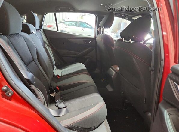 4S3GTAM68H3725284 2017 SUBARU IMPREZA Red Вид задніх сидінь