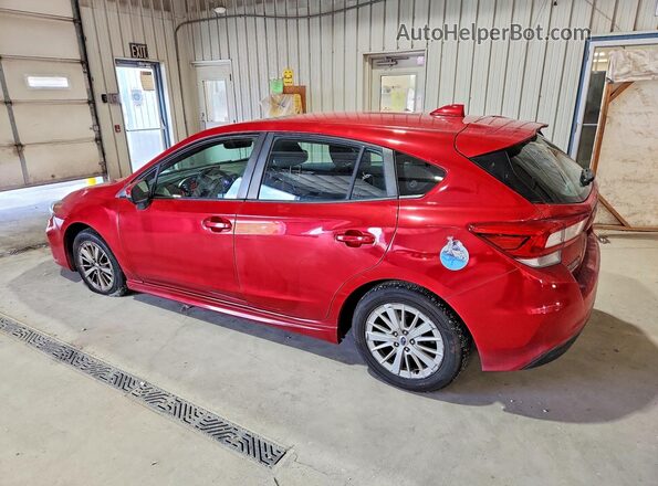 4S3GTAM68H3725284 2017 SUBARU IMPREZA Red Задня ліва чверть