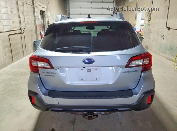 4S4BSACC7J3338599 2018 SUBARU OUTBACK Silver Rear view
