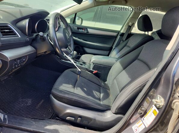 4S4BSAFCXK3379127 2019 SUBARU OUTBACK Gray Front interior view