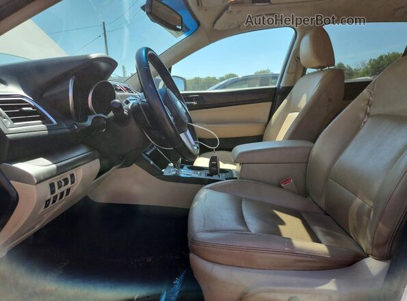 4S4BSAKC5H3321005 2017 SUBARU OUTBACK Белый Вид салона спереди