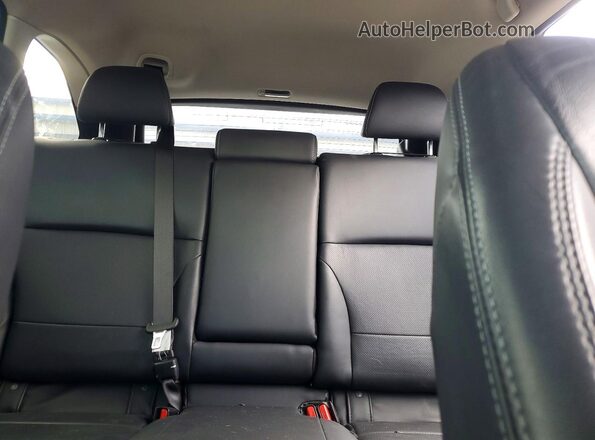 4S4BSANC5K3291149 2019 SUBARU OUTBACK Silver Հետևի նստատեղերի տեսք