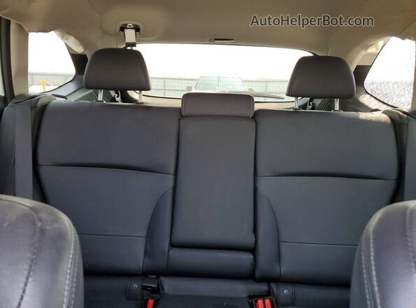 4S4BSANC8H3358285 2017 SUBARU OUTBACK White Rear seats view