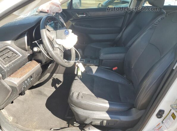 4S4BSENC6H3404008 2017 SUBARU OUTBACK White Front interior view