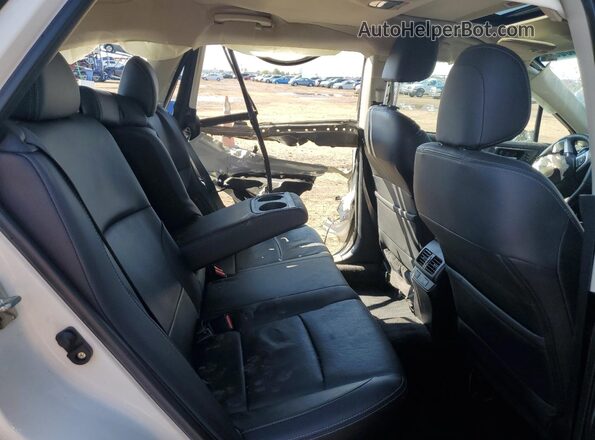 4S4BSENC6H3404008 2017 SUBARU OUTBACK White Rear seats view