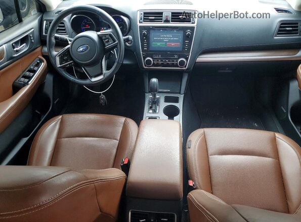 4S4BSETC9J3215779 2018 SUBARU OUTBACK Black Առջևի վահանակի տեսք