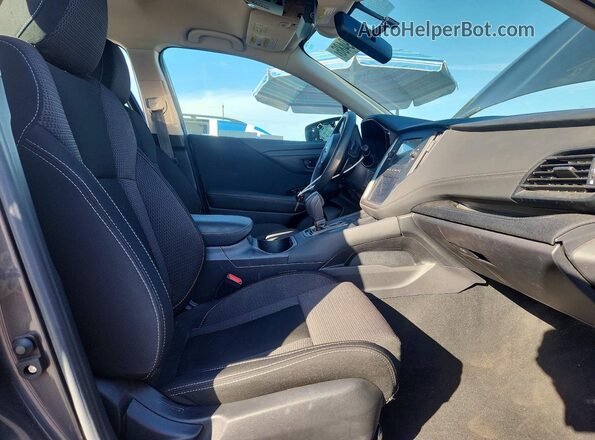 4S4BTAAC0L3234703 2020 SUBARU OUTBACK Серебряный Вид салона спереди