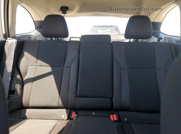 4S4BTAAC9S3118950 2025 SUBARU OUTBACK White Rear seats view