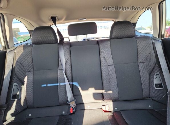 4S4BTADC5N3109193 2022 SUBARU OUTBACK White Rear seats view