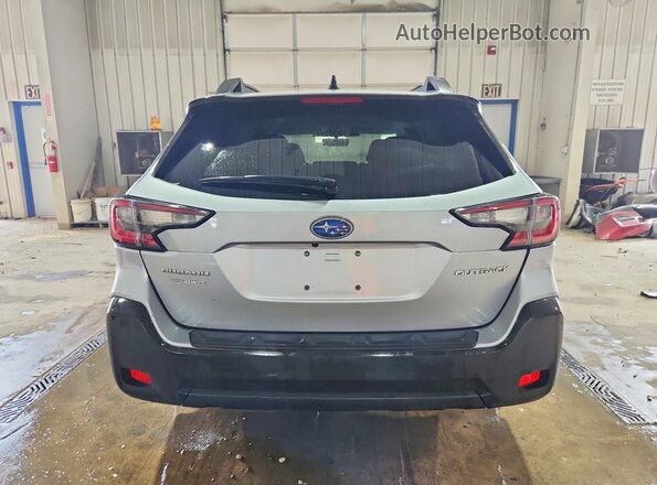4S4BTADC5S3124305 2025 SUBARU OUTBACK Silver Rear view