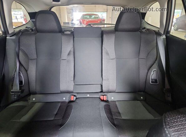 4S4BTADC5S3124305 2025 SUBARU OUTBACK Silver Rear seats view