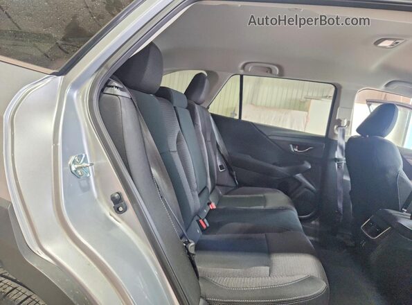 4S4BTADC5S3124305 2025 SUBARU OUTBACK Silver Rear interior view