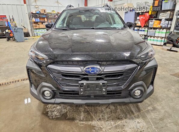 4S4BTADC9S3304533 2025 SUBARU OUTBACK Черный Вид спереди