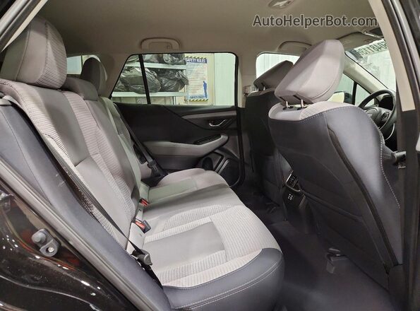 4S4BTADC9S3304533 2025 SUBARU OUTBACK Черный Вид задней части салона