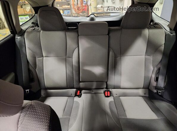4S4BTADC9S3304533 2025 SUBARU OUTBACK Черный Вид задних сидений