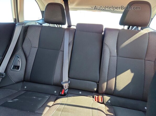 4S4BTAFCXR3222527 2024 SUBARU OUTBACK White Widok tylnych siedzeń