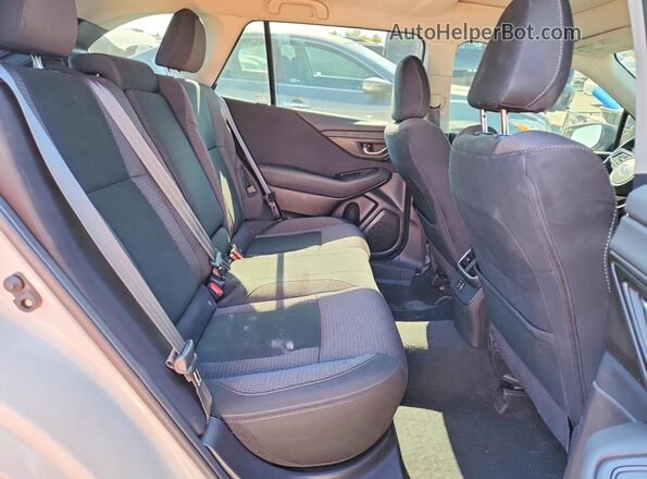 4S4BTAFCXR3222527 2024 SUBARU OUTBACK White Widok wnętrza z tyłu