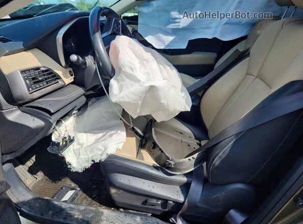 4S4BTANC3P3100414 2023 SUBARU OUTBACK Зеленый Вид салона спереди