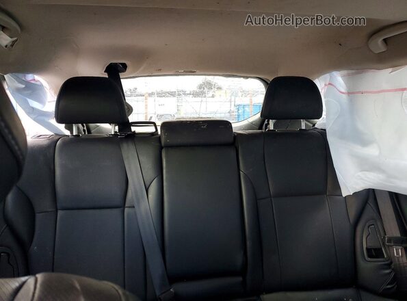 4S4BTANC4L3257492 2020 SUBARU OUTBACK Black Widok tylnych siedzeń