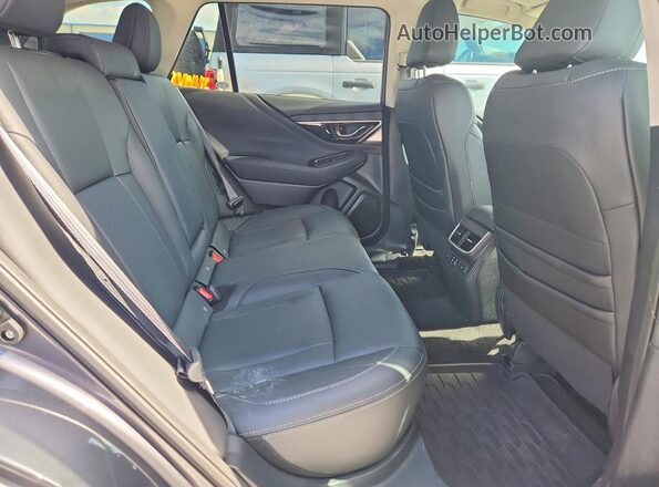 4S4BTGPDXS3300854 2025 SUBARU OUTBACK Gray Սալոնի հետևի տեսք