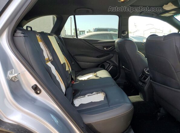 4S4BTGUD5N3281204 2022 SUBARU OUTBACK Silver Вид задньої частини салону