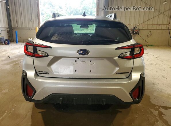 4S4GUHD6XT3765215 2026 SUBARU CROSSTREK Silver Вид ззаду