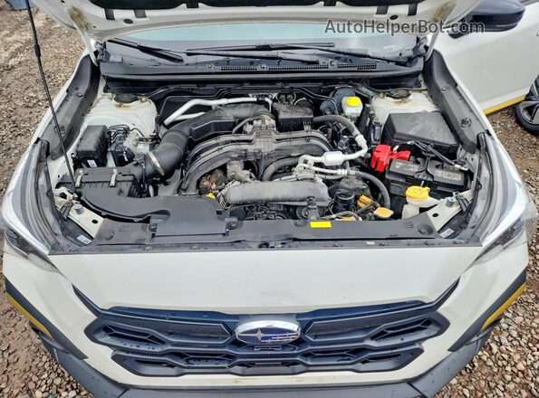 4S4GUHF61R3757395 2024 SUBARU CROSSTREK White Widok wnętrza z tyłu