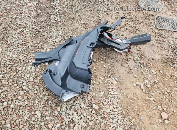 4S4GUHF61R3757395 2024 SUBARU CROSSTREK White Widok komory silnika