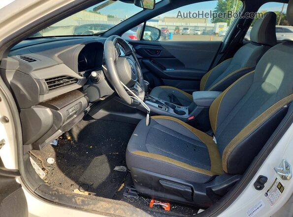 4S4GUHF68R3700756 2024 SUBARU CROSSTREK White წინა სალონის ხედი
