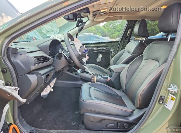 4S4GUHN6XS3711359 2025 SUBARU CROSSTREK Green წინა სალონის ხედი