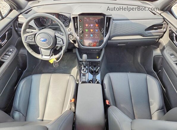 4S4SLDR6XT3028529 2026 SUBARU FORESTER Gray Widok deski rozdzielczej