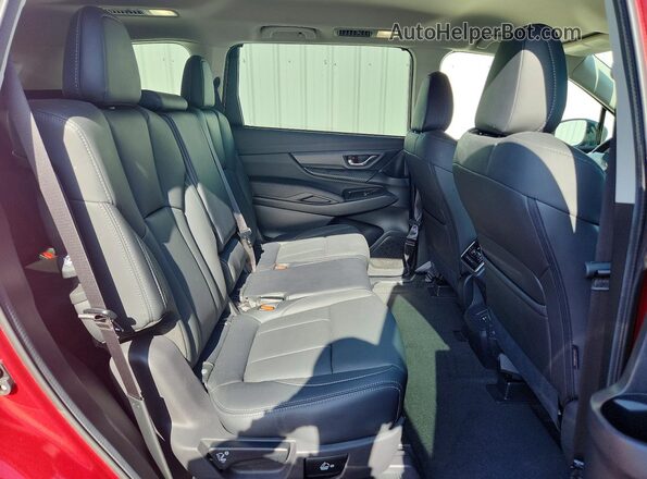 4S4WMAAD4T3421028 2026 SUBARU ASCENT Red Widok wnętrza z tyłu