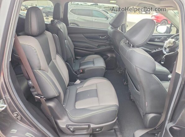 4S4WMAHDXR3450130 2024 SUBARU ASCENT Gray Rear interior view