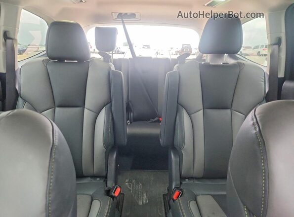 4S4WMAHDXR3450130 2024 SUBARU ASCENT Gray Rear seats view