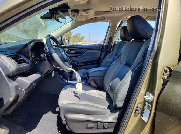 4S4WMAKD3R3404485 2024 SUBARU ASCENT Green Widok wnętrza z przodu