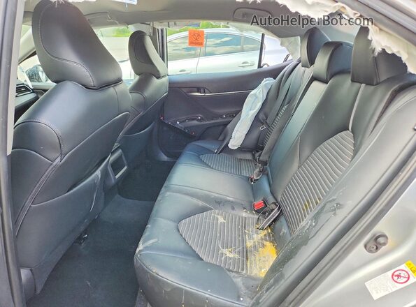 4T1B11HK5KU180228 2019 TOYOTA CAMRY Silver უკანა სავარძლების ხედი
