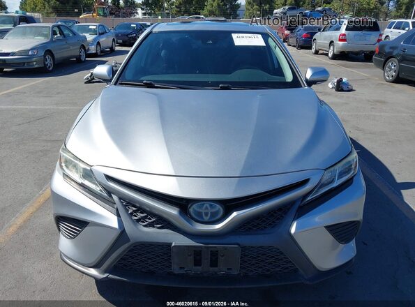 4T1B21HK5KU518630 2019 TOYOTA CAMRY HYBRID Silver ხელსაწყოთა პანელის ხედი
