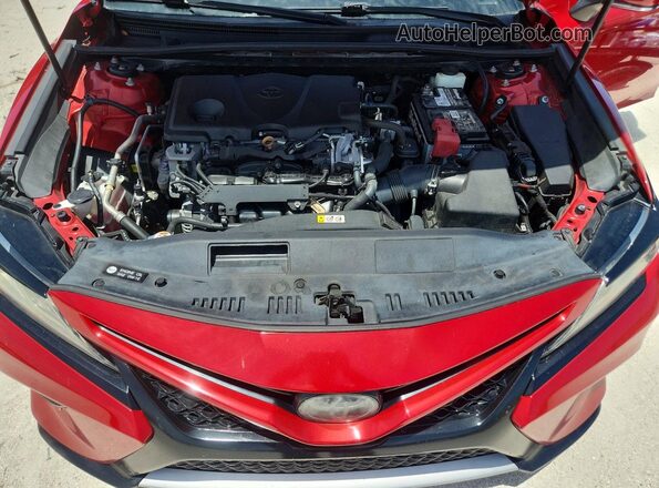 4T1B61HK5KU169683 2019 TOYOTA CAMRY Red Rear interior view