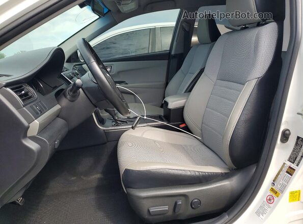 4T1BD1FK0GU180400 2016 TOYOTA CAMRY White Вид салону спереду
