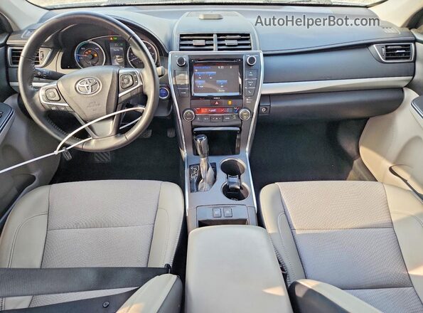 4T1BD1FK0GU180400 2016 TOYOTA CAMRY White Вид панелі приладів
