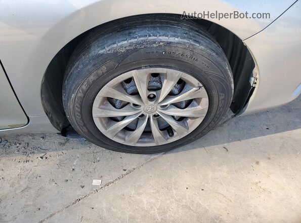 4T1BF1FK0GU163350 2016 TOYOTA CAMRY Silver 