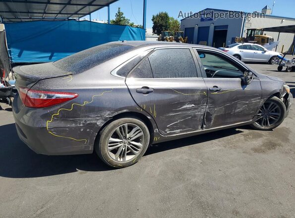 4T1BF1FK2HU377659 2017 TOYOTA CAMRY Charcoal Rear right