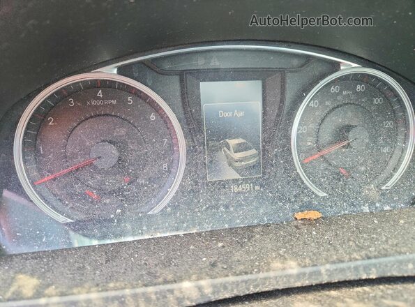 4T1BF1FK2HU393327 2017 TOYOTA CAMRY Черный Вид щитка приборов