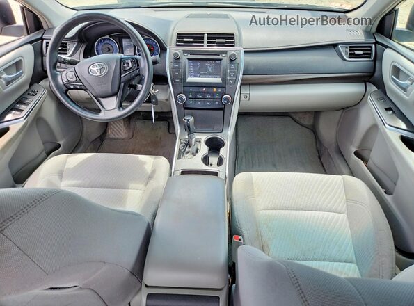 4T1BF1FK2HU678545 2017 TOYOTA CAMRY Gray Առջևի վահանակի տեսք
