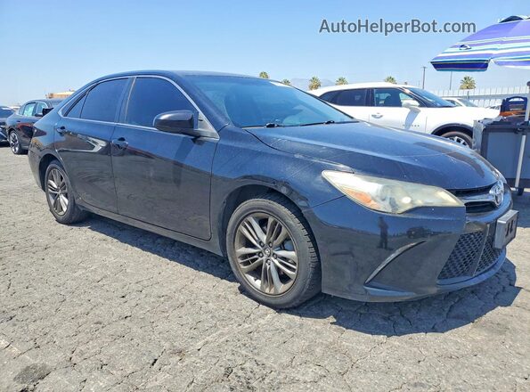 4T1BF1FK4HU651900 2017 TOYOTA CAMRY Black Front right
