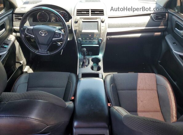 4T1BF1FK4HU651900 2017 TOYOTA CAMRY Black Dashboard view